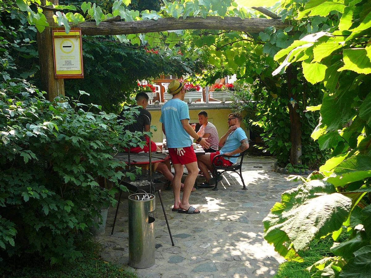 Zöld sziget Apartmanház Gyenesdiás Esterno foto