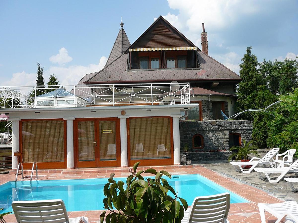 Zöld sziget Apartmanház Gyenesdiás Esterno foto