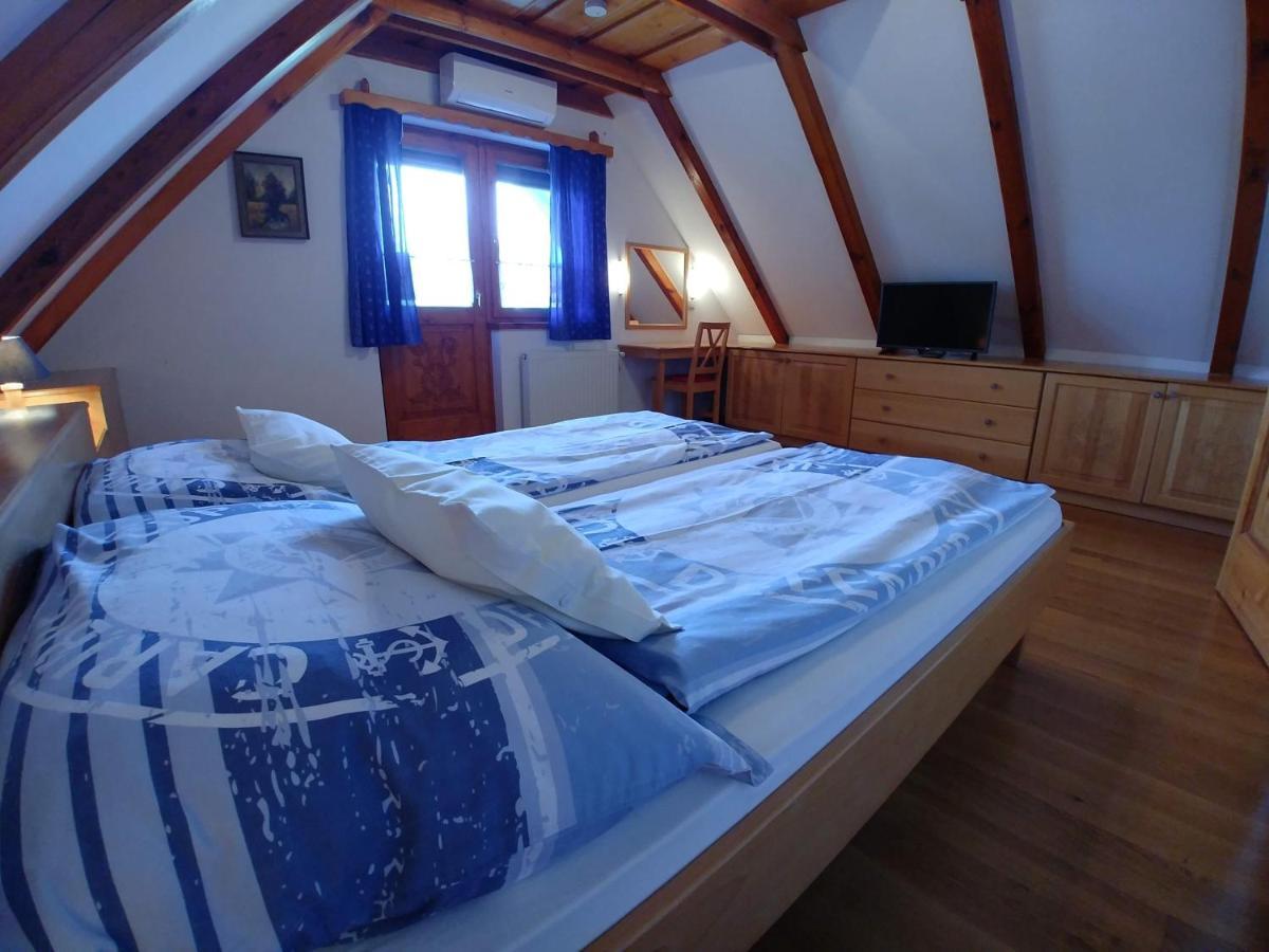 Zöld sziget Apartmanház Gyenesdiás Esterno foto